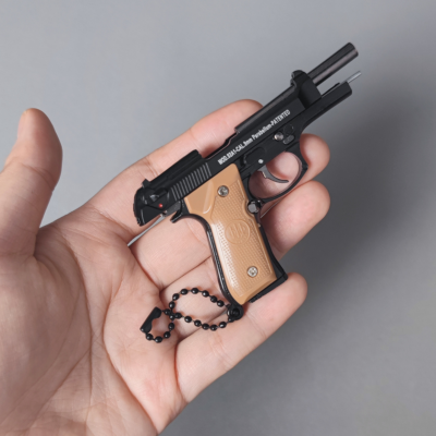 Gun Keychain,Metal Beretta 92f Keychain Mini 1:3 Scale Pistol