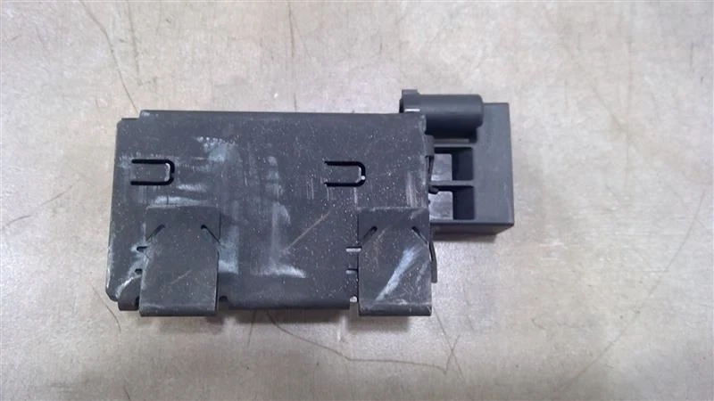 Dodge Challenger 2015-2023 módulo antena entrada sin llave receptor 68067753AA Foto 3 de 4