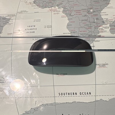 Apple Magic Mouse 2 A1657 Space Gray *Lightning* *Mint Condition*