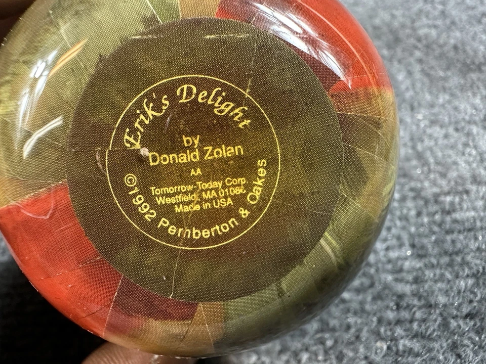 Donald Zolan "Erik's Delight" Navidad Decoupage huevo adorno 1992 EE. UU. Foto 4 de 4