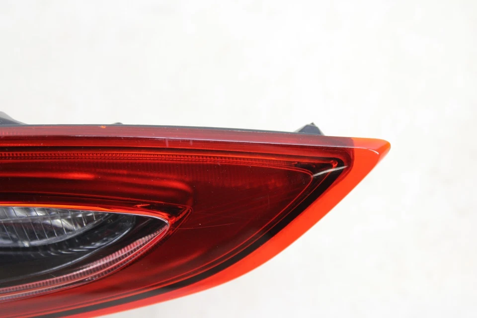 Luz trasera derecha Mazda MX-5 Miata 2016-2023 OEM MV29 Foto 3 de 4