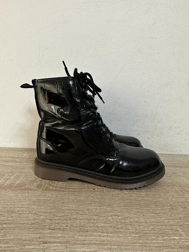 SPOT ON LADIES BLACK PATENT LEATHER LACE UP ANKLE BOOTS SHOES UK 2 EUR 34 BT231 - Picture 2 of 8