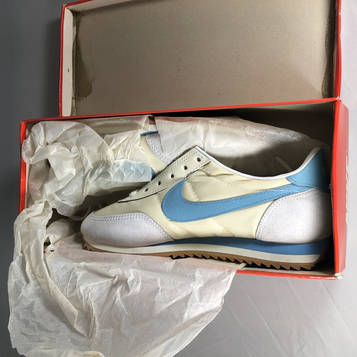 Vintage 1980's Nike Lady Gemini W/Powder Blue Size 6.5 NIB Waffle Cortez — product photo 8 of 8
