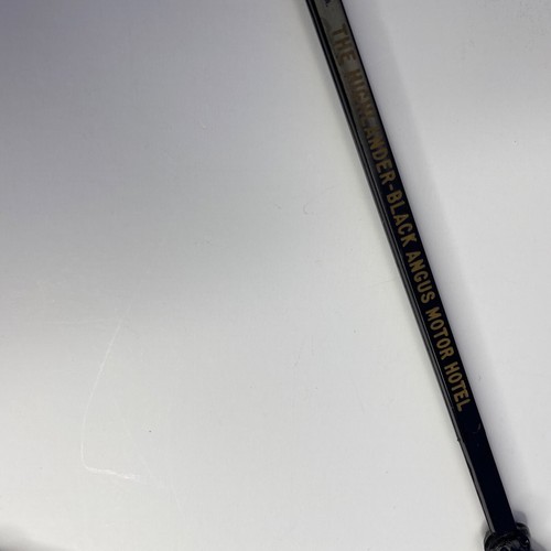 Lot of 2 Swizzle Sticks The Highlander Black Angus Hotel Hotel Spir-it Made USA - Picture 4 of 6