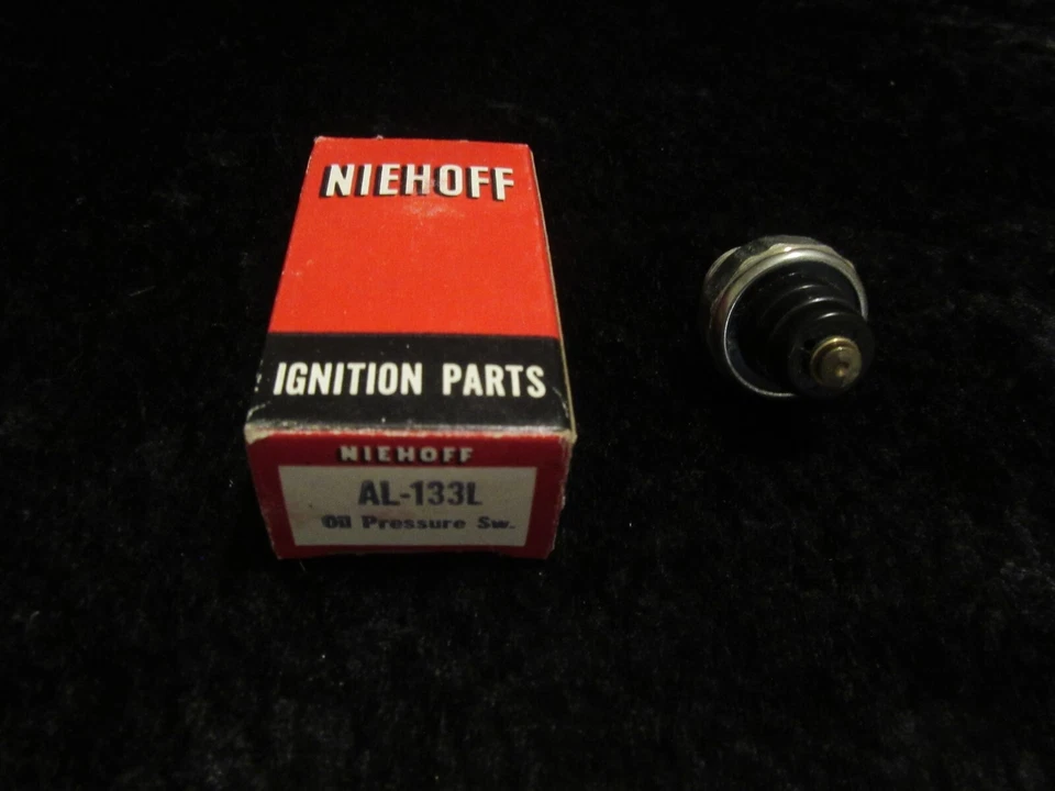 NOS 1962-1965 Dodge Plymouth 6 Cylinder Niehoff Oil Pressure Switch Foto 3 de 3