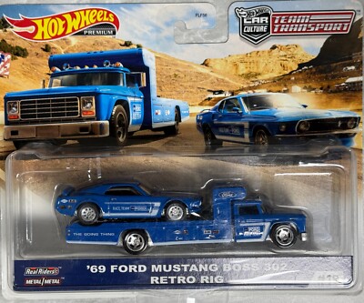 2020 Hot Wheels Team Transport # 19 , '69 Ford Mustang BOSS 302 , Retro Rig