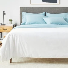 Duvet Protector Waterproof Queen Size Excellent Condition Hospital Grade