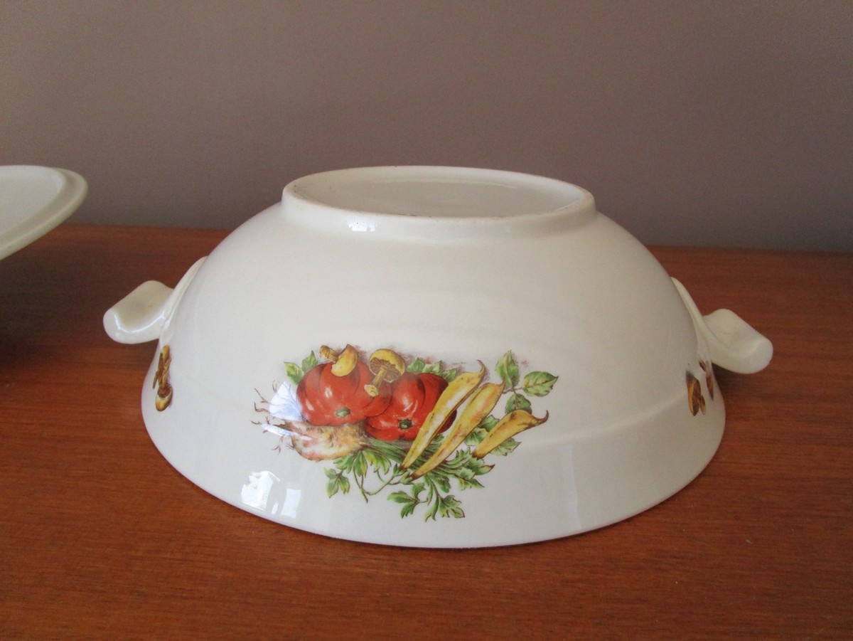 VENDU - Ancienne soupière bordeaux et or et son plat - Le Grenier de