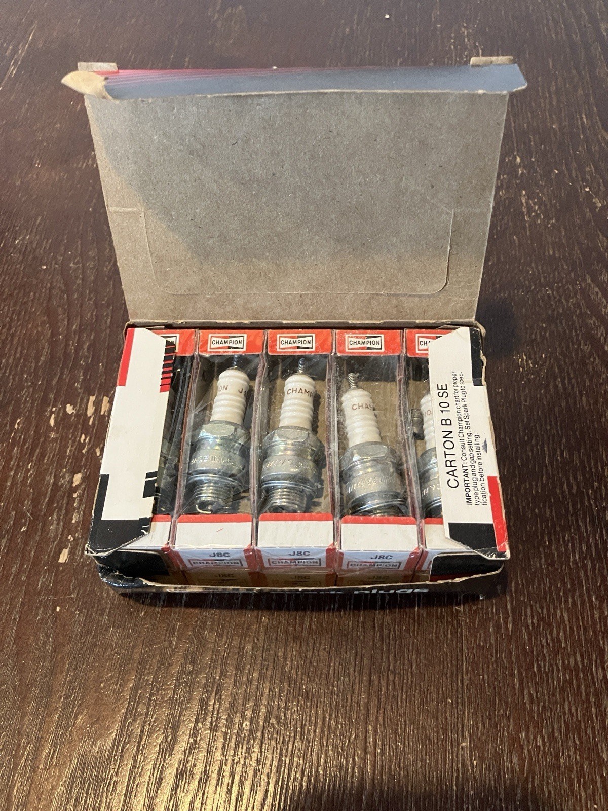 Lot of 10 Champion J8C Spark Plugs 