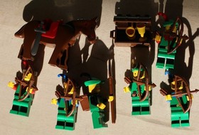 LEGO Castle: Camouflaged Outpost (6066) Missing Feathers w/Instructions & Spares