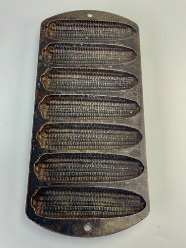 Vtg Lodge Cast Iron Corn Bread Corn 7 Ear Pan Mold 27C2