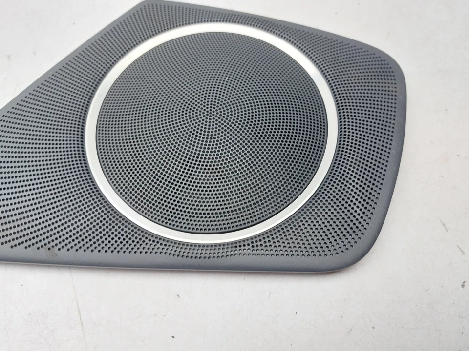 AUDI A4 B8.5 DOOR SPEAKER COVER TRIM FRONT LEFT PASSENGER SIDE 2013 8K0035419A - Image 4 of 4