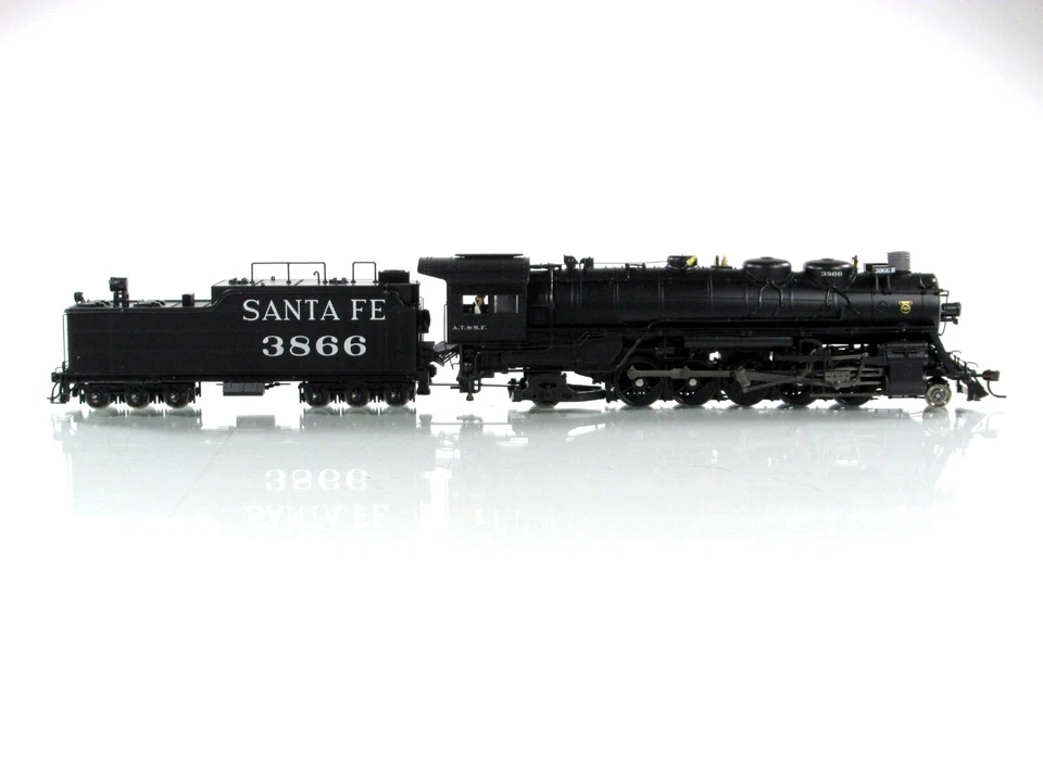 HO Scale **SANTA FE** 2-10-2 Locomotive 3866 --Broadway 2196, DCC Paragon2 Sound - Image 2 of 4