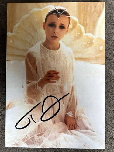 Signed Photo Tami Stronach