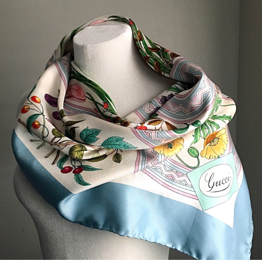 gucci rainbow panther scarf