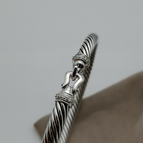 David Yurman 5mm Cable Buckle Bracelet with Diamonds Size medium - Picture 9 of 9