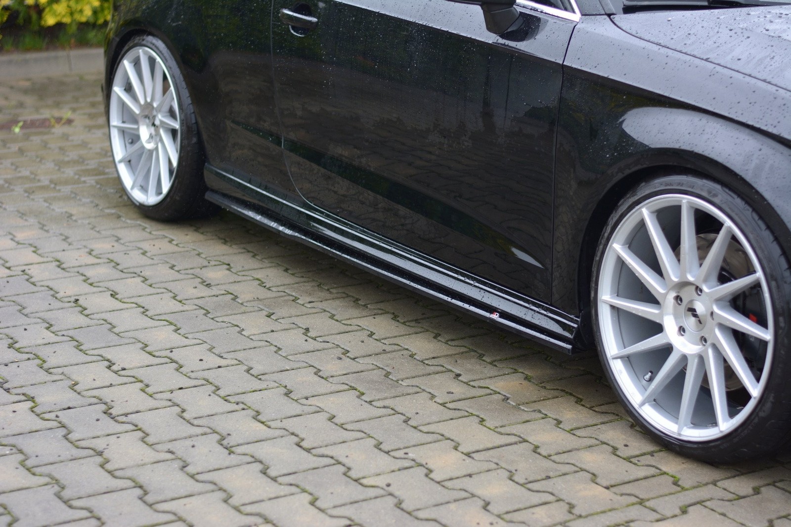 Diffuseur bas de caisse Maxton Audi S3 A3 8V S-Line Hatchback rajout latéral