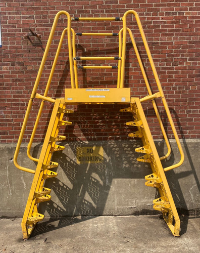 VESTIL COLA-6-68-32 STEEL 20-STEP ALTERNATING CROSSOVER LADDER for CONVEYOR