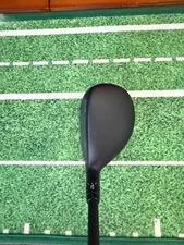 Mint Srixon ZXi 3 Hybrid w/ Tour AD IZ Hybrid 75 Stiff Shaft