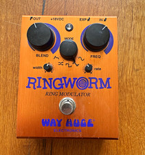 Way Huge Ringworm Ring Modulator Effektpedal ...