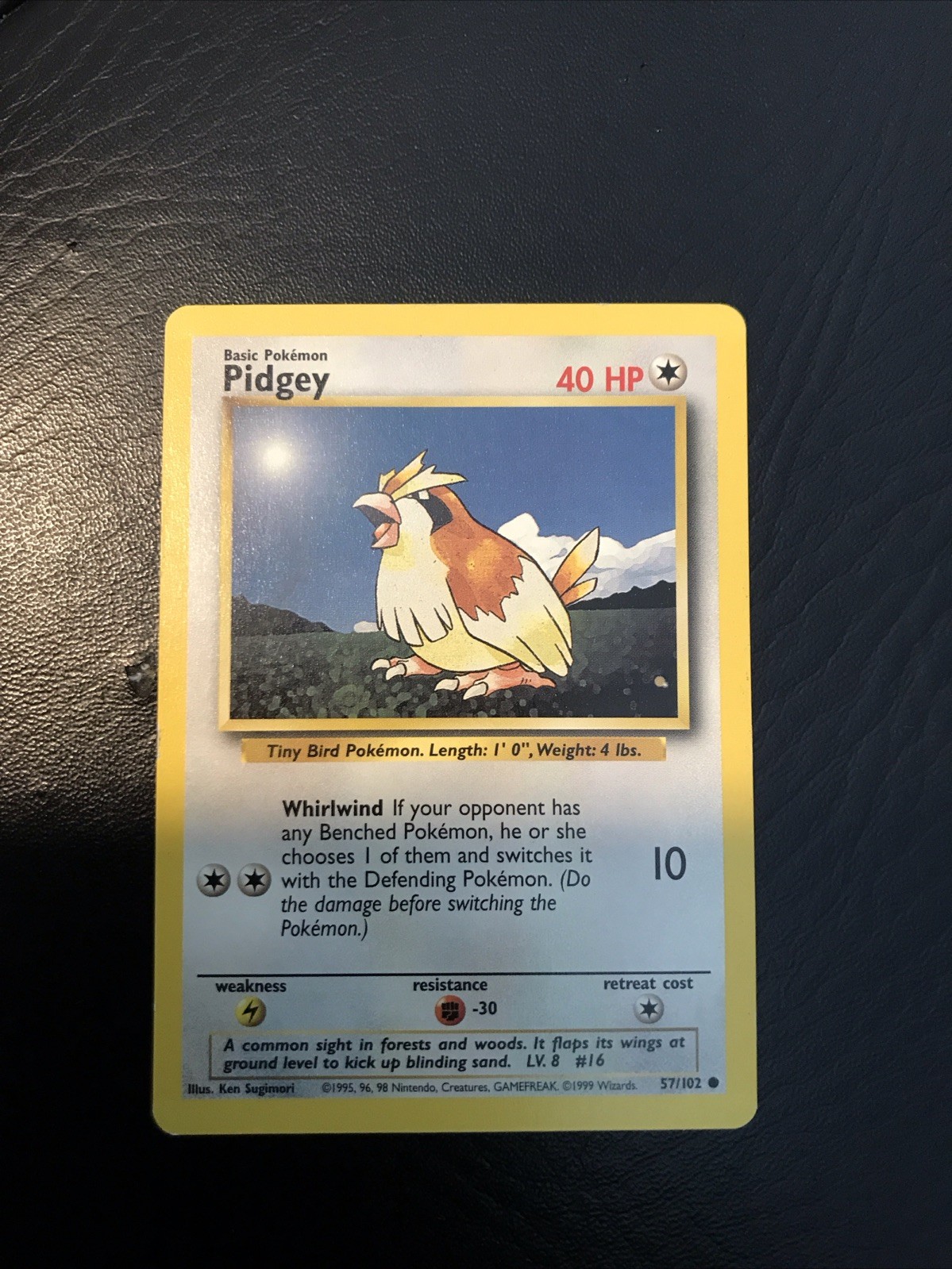 PIDGEY - 57/102 - Base Set - Pokemon Card - LP