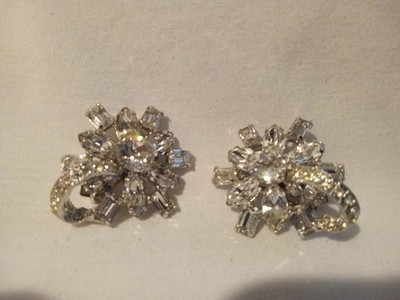 Gorgeous Eisenberg Signed Silver Tone Faux Diamond Clip Earrings 1 1/4 Inches
