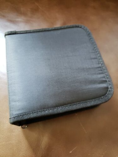 Black 24 CD/DVD Nylon Zippered Wallet Similar to the Original Case Logic Brand - Picture 2 of 10