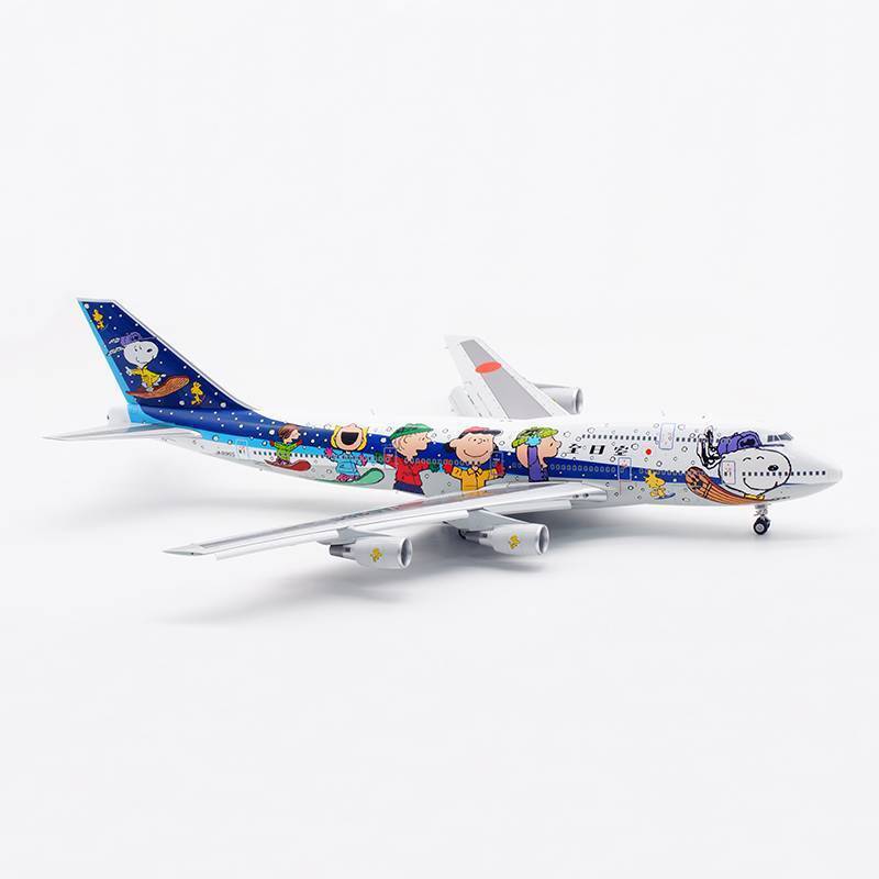 SQ Wings All Nippon Airways Boeing 747-400 Snoopy JA8965 SQ Wings All Nippon Airways Boeing 747-400 Snoopy JA8965