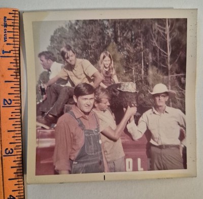 Vintage Found Photo Snapshot People With Hunted Bear Wearing Hat 1970's FL/GA  a