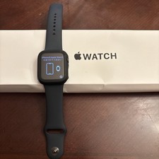 Apple Watch SE 40mm Space Gray Aluminum Case Black Sport Band READ DESCRIPTION   