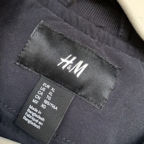 Chaqueta de bombardero forrada acolchada azul marino de H&M para hombre talla X-GRANDE - Imagen 3 de 10