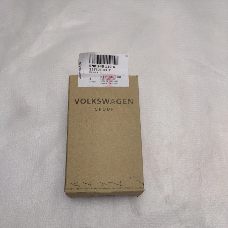 Luz de señalización lateral izquierda del lado del conductor Volkswagen Tiguan 2010-15 OEM 5N0945119A Foto 2 de 4