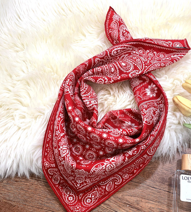 70% Cashmere 30% Silk Wrap Bandana Scarf Ancient Print Neckerchief Shawl 65X65cm