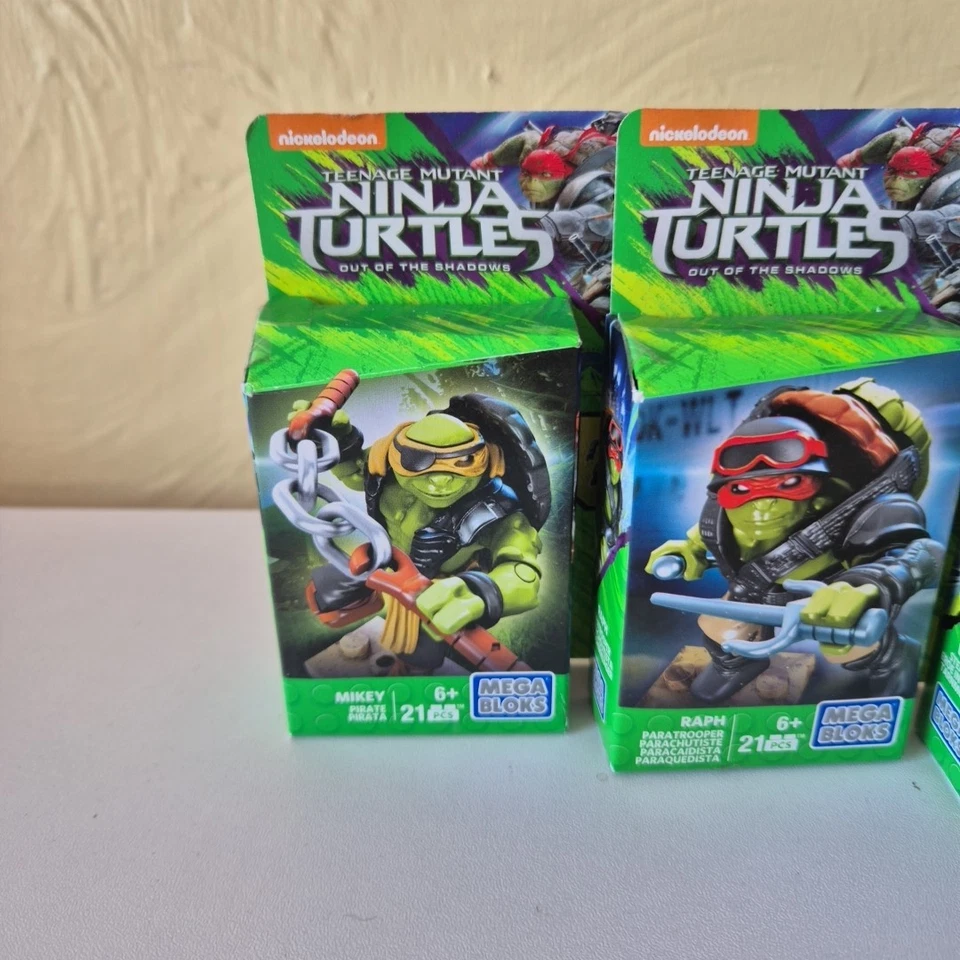 Mega Bloks Teenage Mutant Ninja Turtles Out of the Shadows Figures Bundle Rare - Image 3 of 4