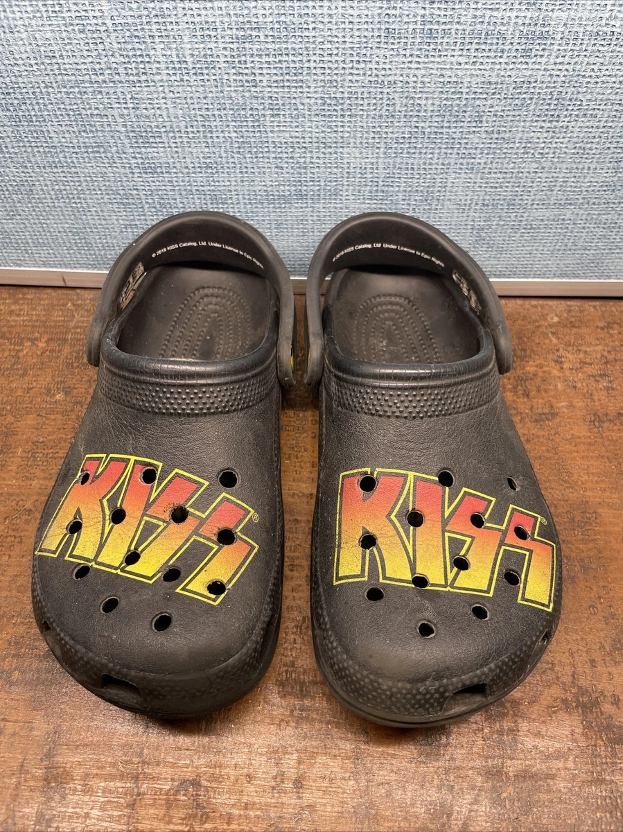 Kiss crocs 2025