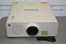 ^ Panasonic Pt-rx110 Dlp Laser Projector 10000 Lumens 27k Run Time #x3132