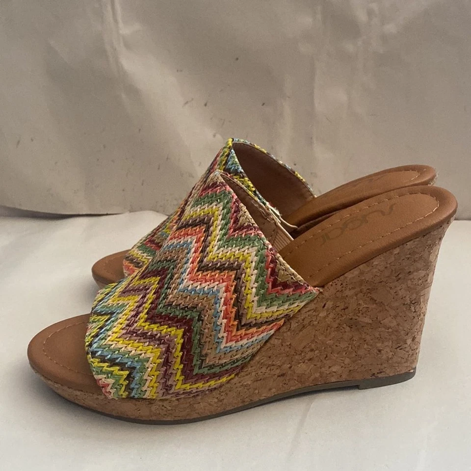 Sandalia sin cordones de cuña Sugar Haruki corcho multicolor tejida punta abierta talla 7M Foto 3 de 4