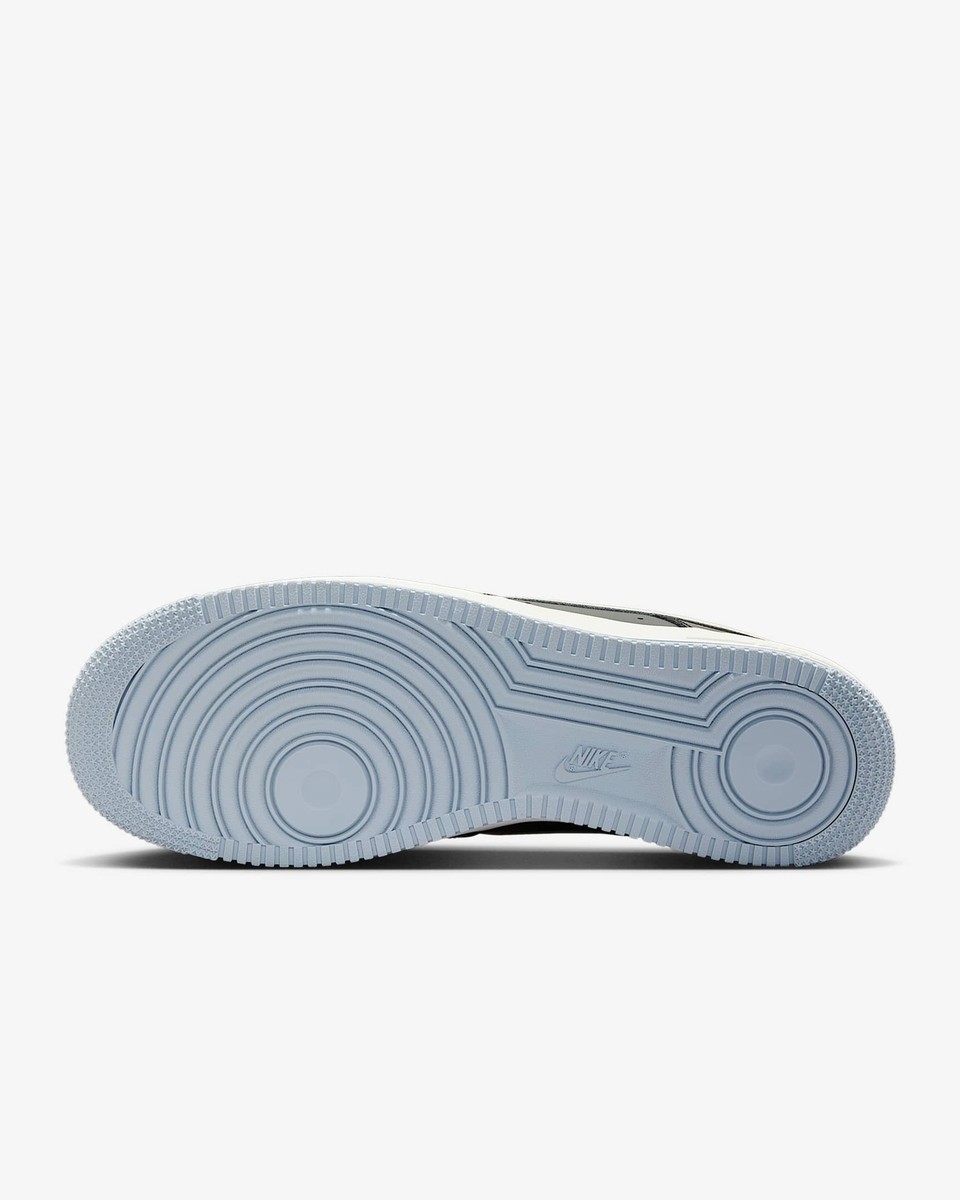 ナイキ エアフォース 1 '07 IB7676-001 AF1 Nike Air Force 1 07 Low IB7676-001 Black Armory Blue Iron