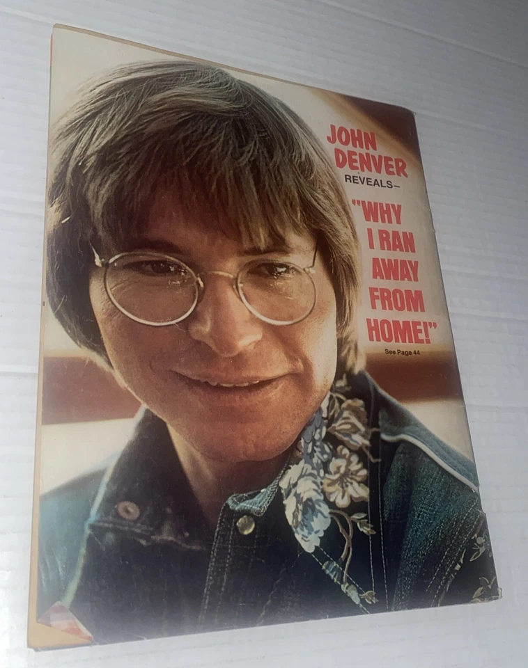 VTG 16 Magazine OCT 1975 Elton John Bay City Rollers Van Patten Hudson Bros Foto 2 de 4