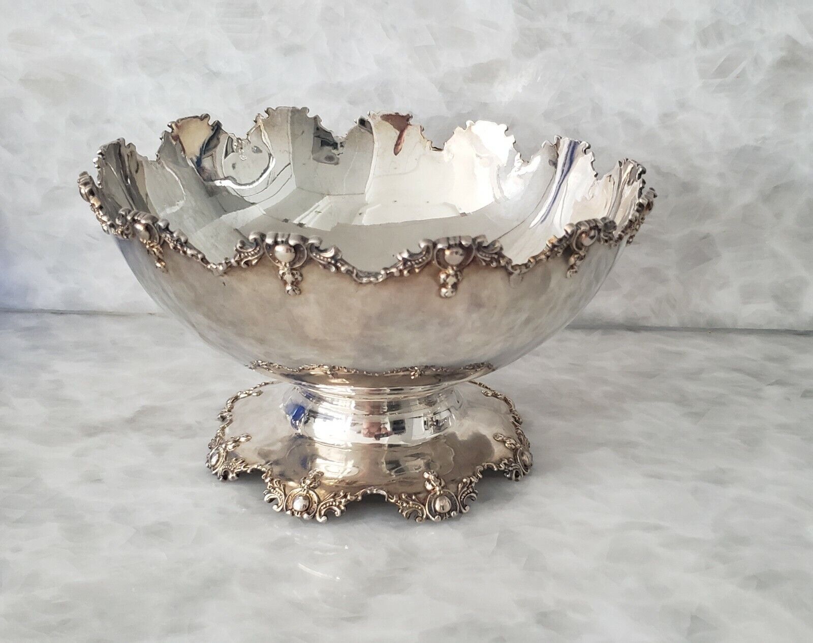 Silver Plate Bowl - Display - Ornate Excellent Condition