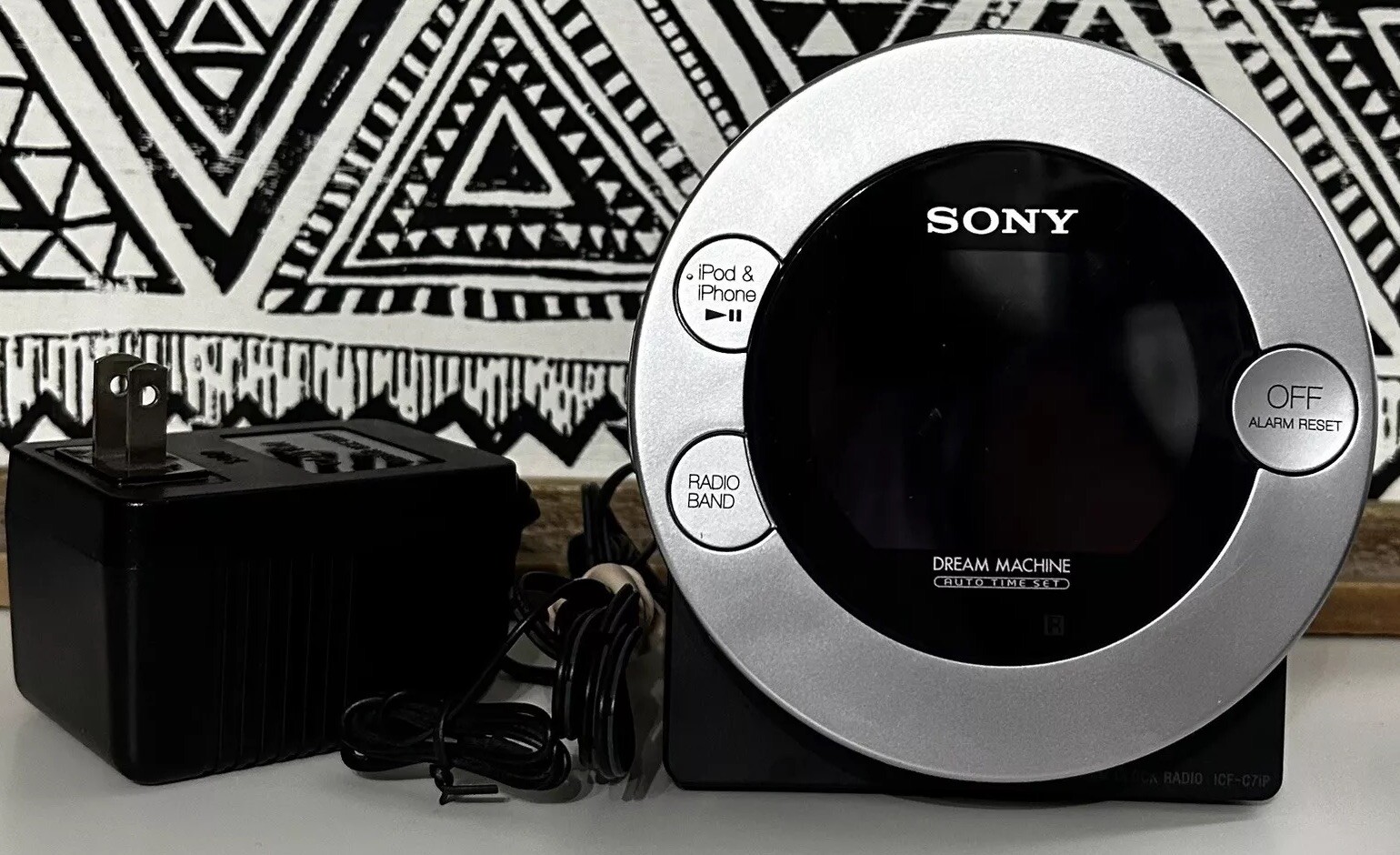 Sony Dream Machine Alarm Clock Radio ICF-C7IP AM/FM iPod iPhone Dock Tested