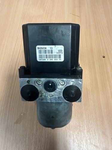 VW PASSAT BOSCH ABS PUMP 0265950055 0265225124 4B0 614 517 G 4B0614517G - Picture 2 of 5