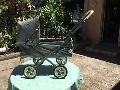cyclops dolls pram