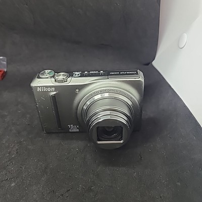 Nikon Coolpix S9050 12.1MP Silver Digital Camera Working - No Charger - READ