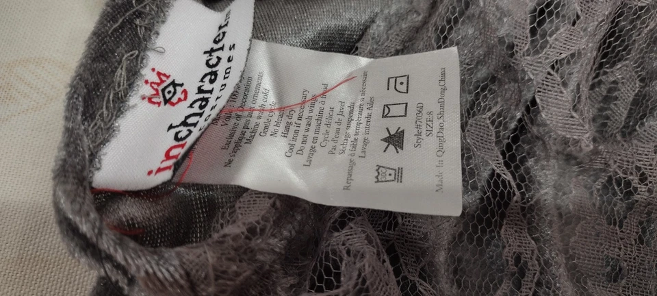 Gris Elegante Disfraz de Bruja Niñas Pequeñas Talla 8 CAPAS DE TUL En Personaje NUEVO Foto 4 de 4