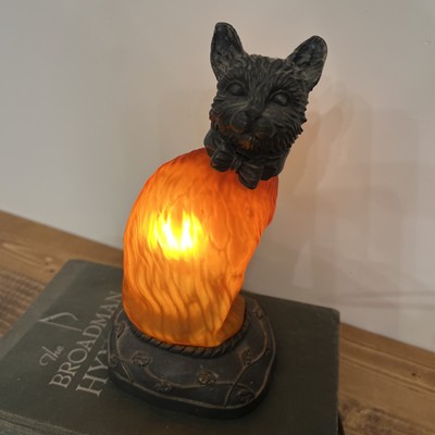 Vintage Tin Chi Amber Art Glass Cat Lamp, Bronze Head & Base Works
