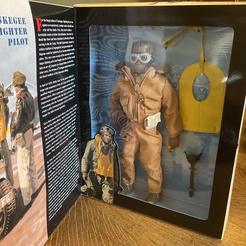 Hasbro G.I. Joe Classic Collection Tuskegee Fighter Pilot New In Box - Picture 2 of 3