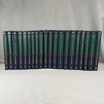 Encyclopedia Set Volumes 1 - 20 Grolier International Deluxe Home