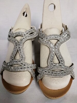 Libra Pop White Strappy Sandal, 2