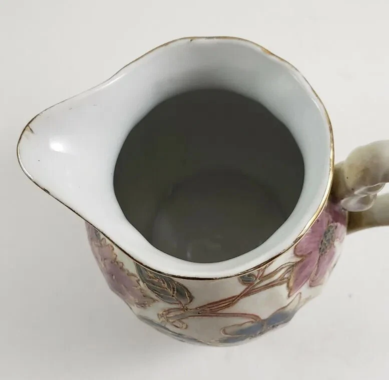 Jarrón floral decorativo Katani pintado a mano con contornos dorados con asa Foto 2 de 4